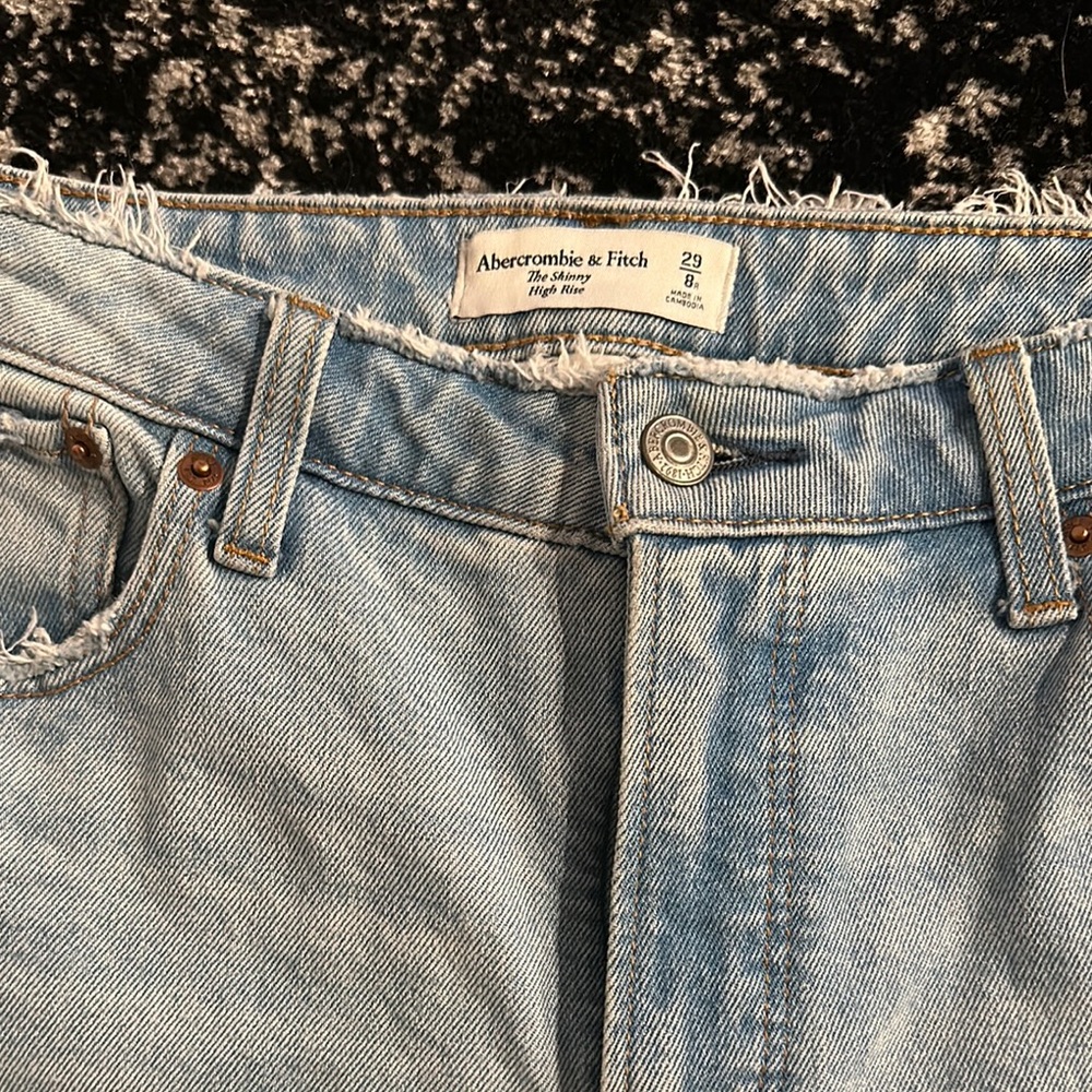 Abercrombie & Fitch Skinny High Rise Blue Jeans
